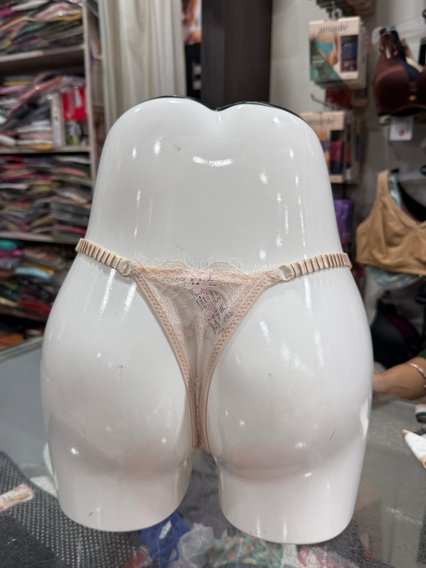 NETTED THONG PANTY - STRING - MODAL NETTED - LIGHT PEACH