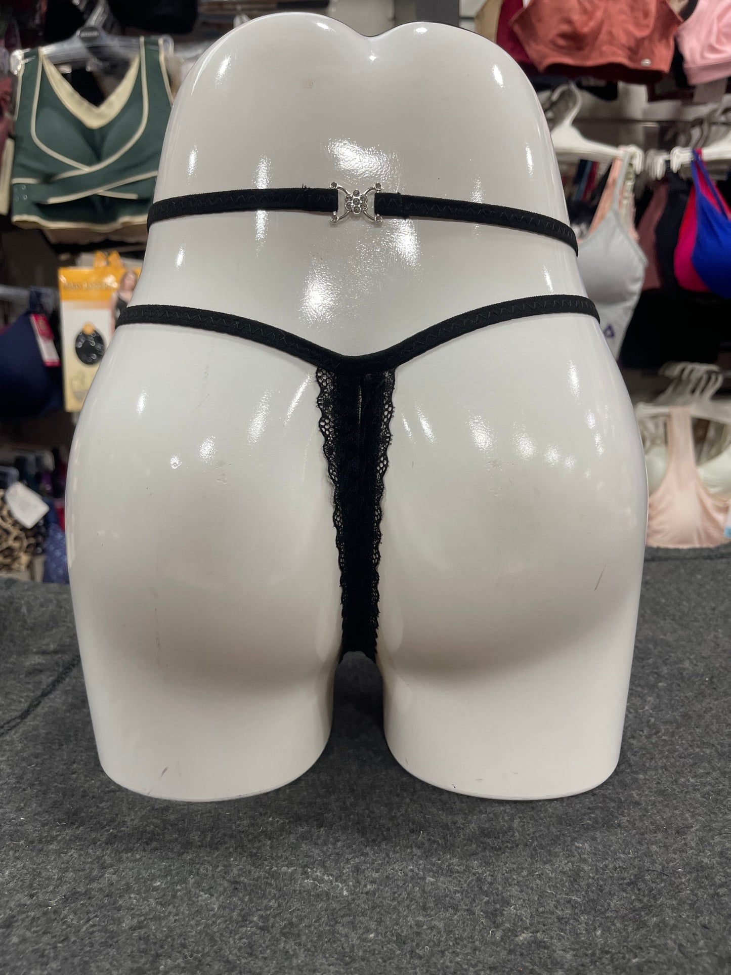 FLORAL LACE OPEN- BACK THONG PANTY - BLACK COLOUR