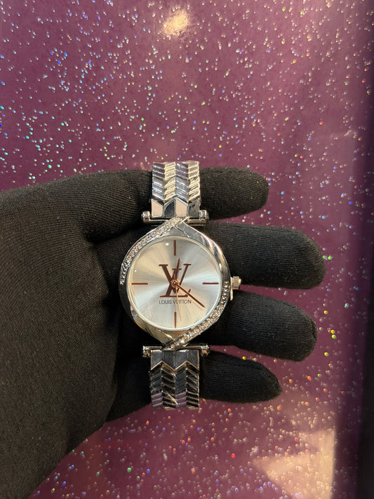 LV - LADIES WATCH -SILVER COLOUR CHAIN WITH WHITE DIAL - STONE WORK
