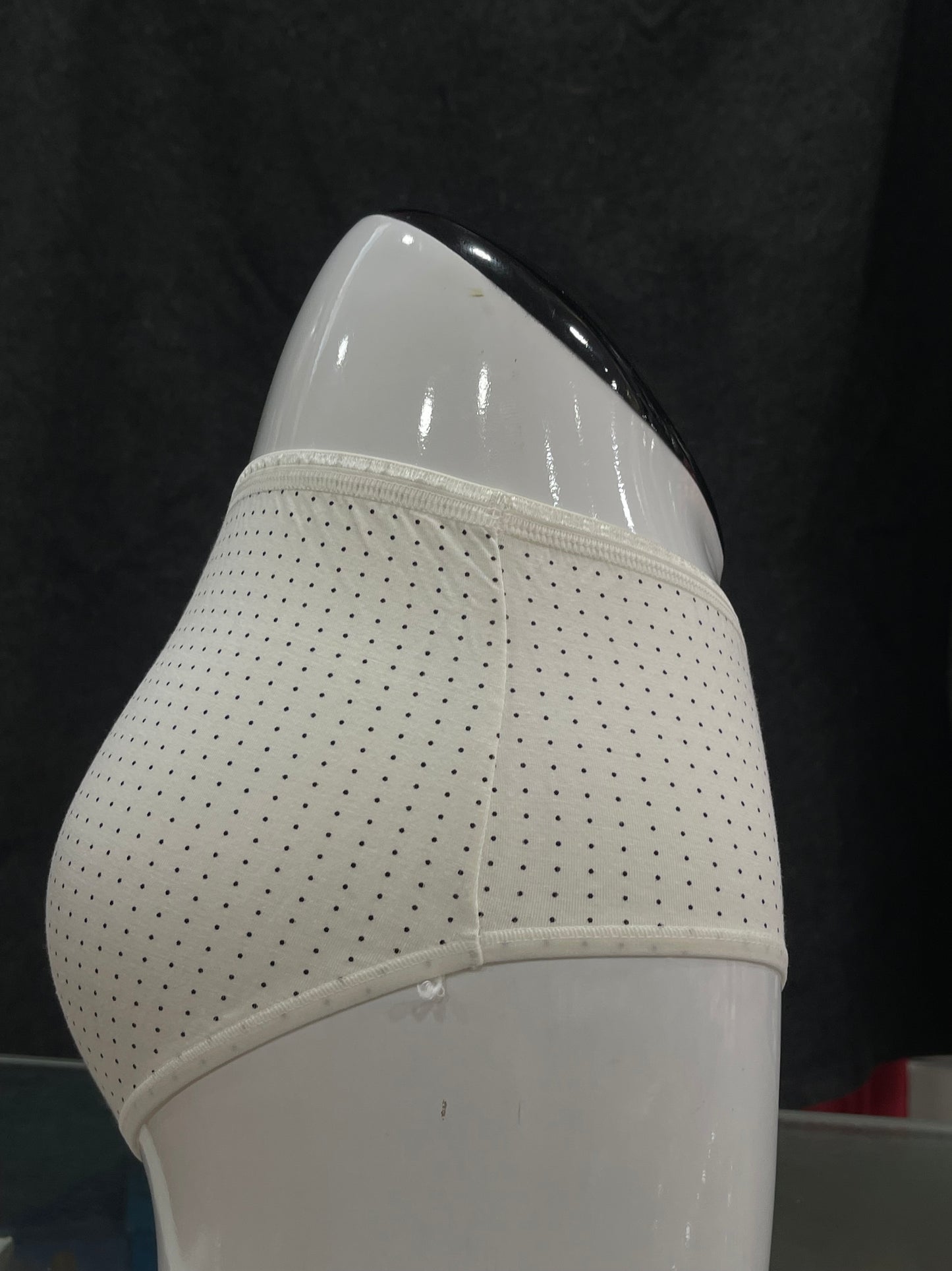 COTTON PANTY - PRINTED - FULL COVERAGE - COMFORTABLE - WHITE COLOUR