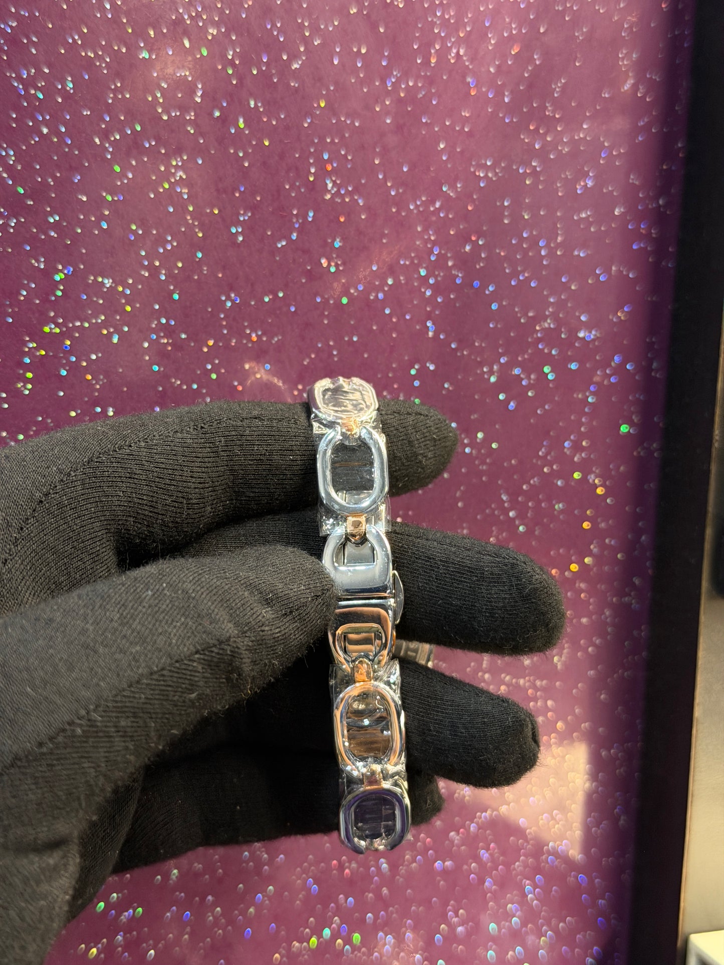 GUESS - LADIES WATCH - BRACELET LOOK - SILVER ROSE GOLD CHAIN WITH GREEN DIAL