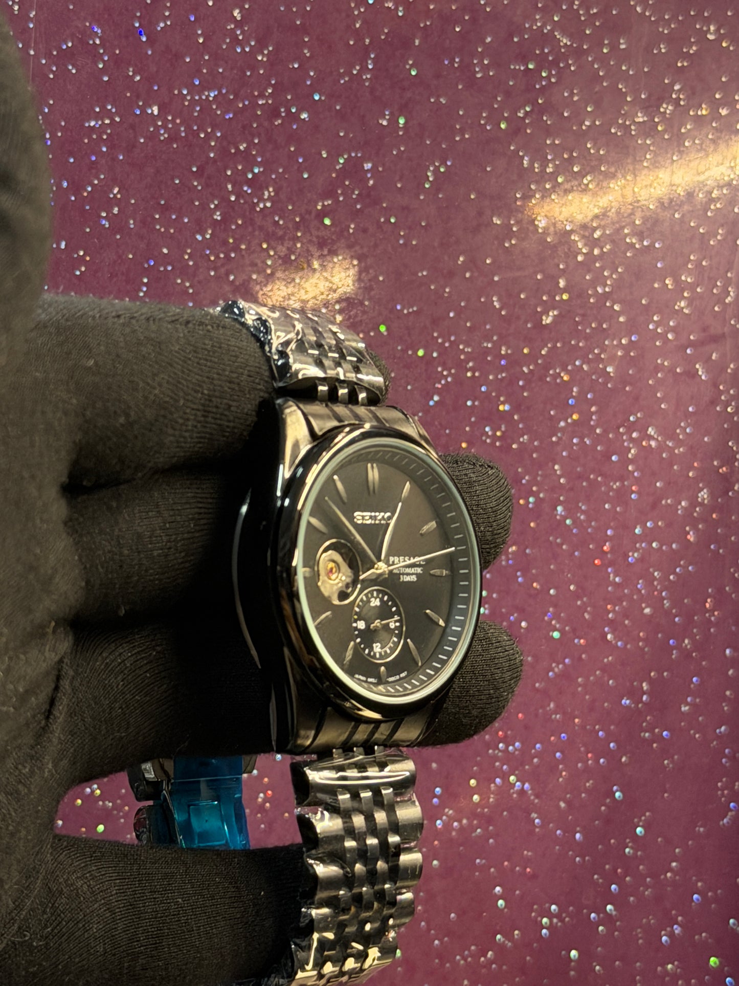 HUGO BOSS - CHRONOGRAPH - MEN'S WATCH - SILVER AND GOLDEN CHAIN WITH GREEN DIAL