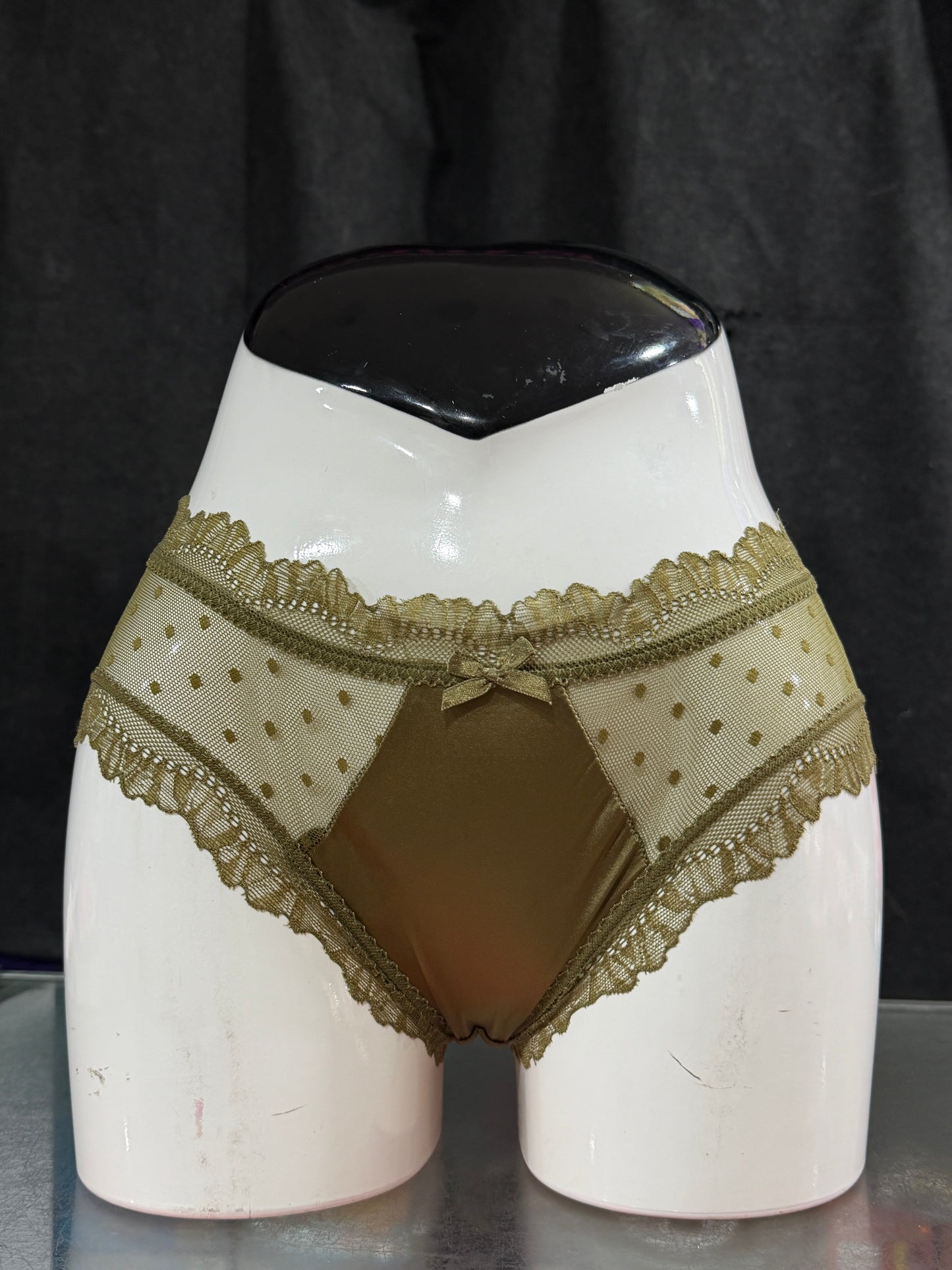 NETTED PANTY - SATIN FABRIC - SIDE NET