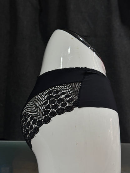 BACK NETTED PANTY - SEAMLESS MODAL FABRIC - BLACK COLOUR