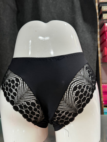 BACK NETTED PANTY - SEAMLESS MODAL FABRIC - BLACK COLOUR